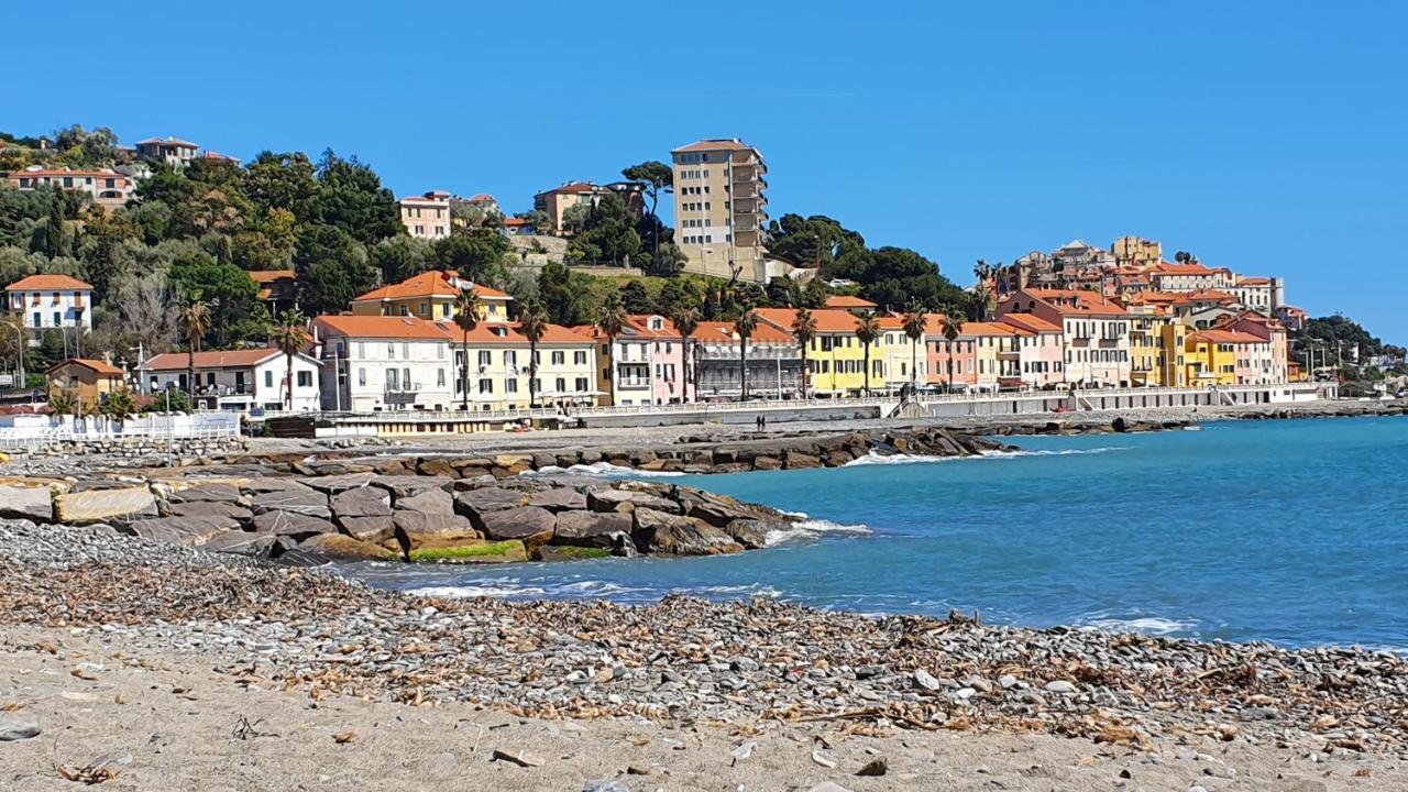 Borgo Prino Διαμέρισμα Imperia Εξωτερικό φωτογραφία